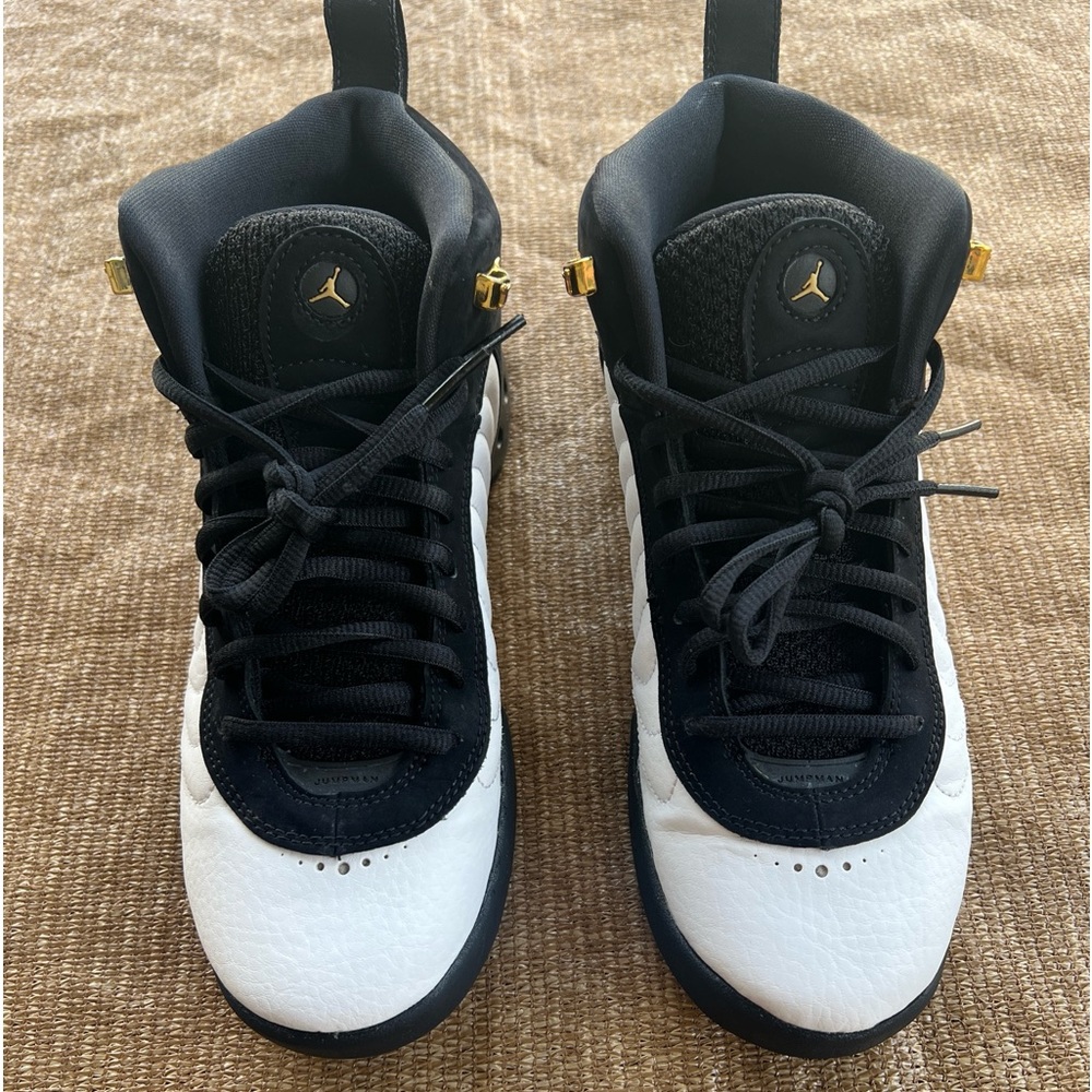 Jordan Jumpman Pro "Black/Metallic Gold/White" For Boy’s Size 6.5